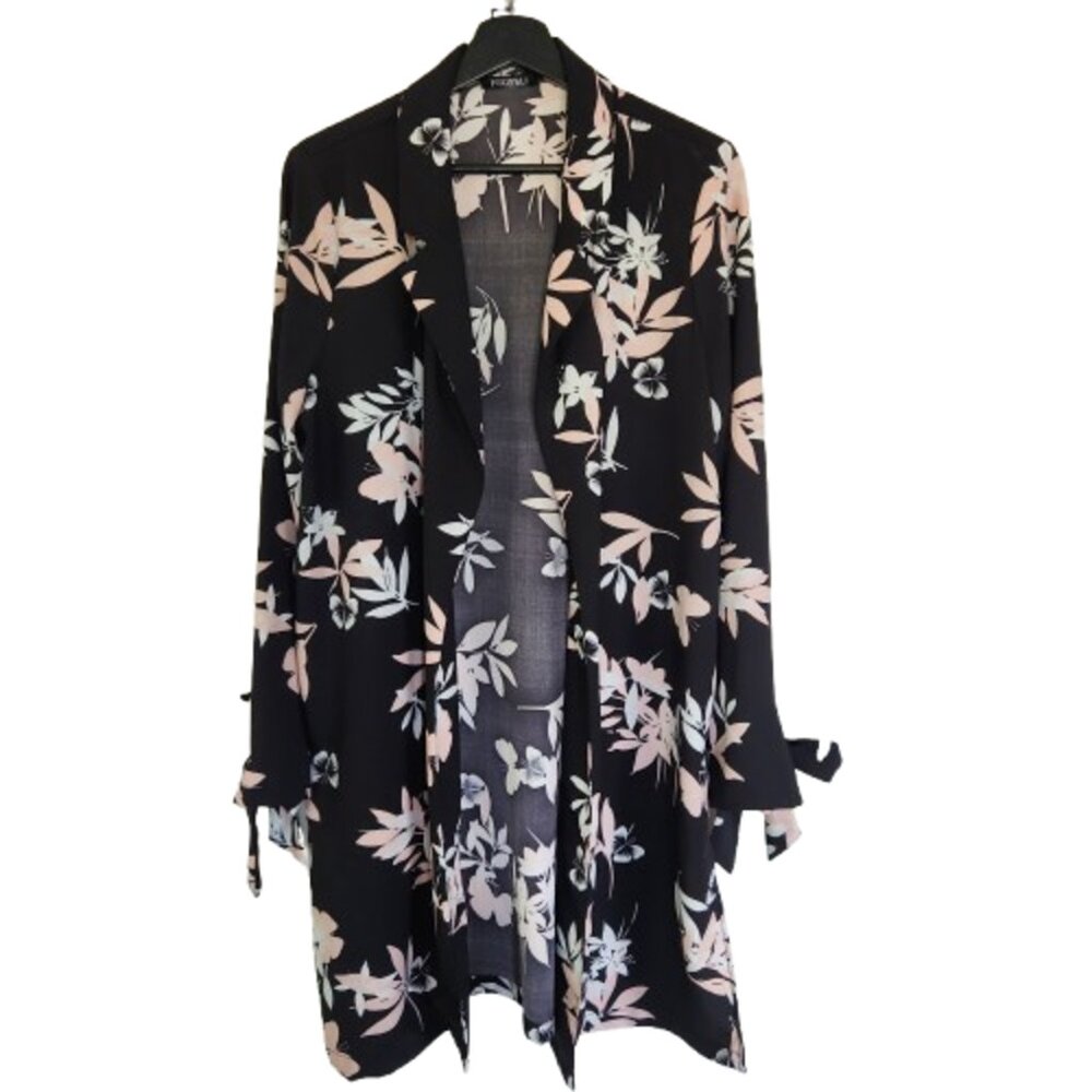 Roz & Ali Black and White Floral Wrap Open Jacket, Lapel Collar, Long Sleeve
